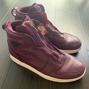 Nike Women’s Jordans Zip Up, Size 10